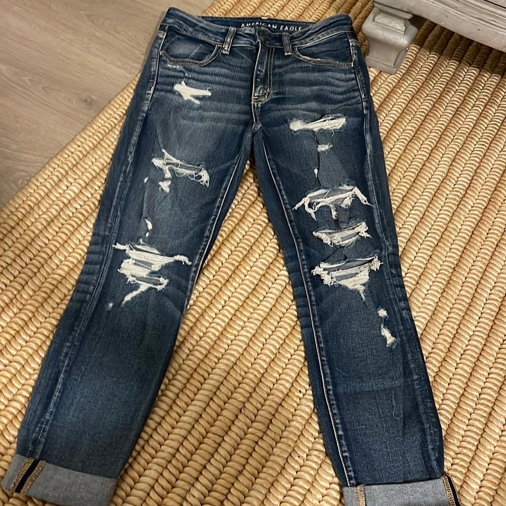Womens AE jeans